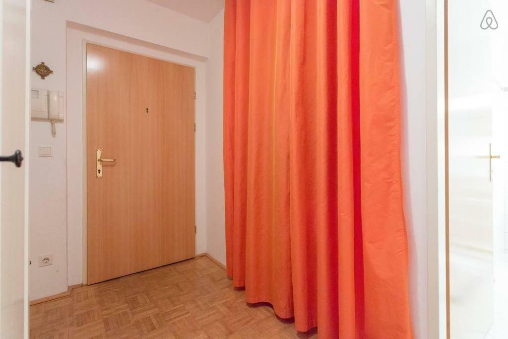 Relaxing Terrace Apartment In Lively Area فيينا المظهر الخارجي الصورة