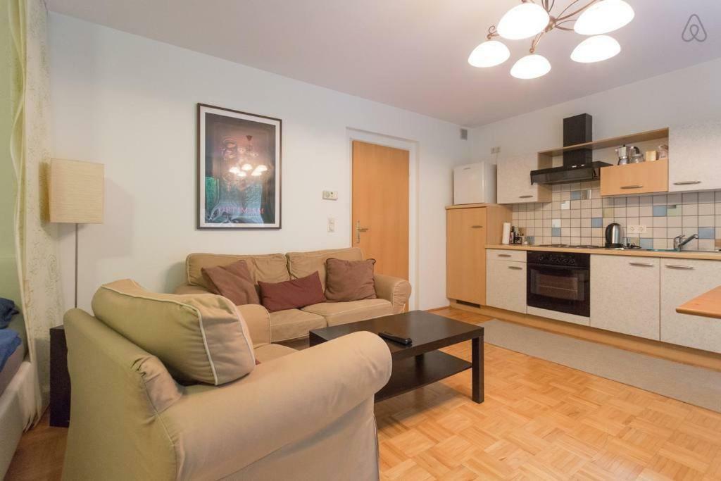 Relaxing Terrace Apartment In Lively Area فيينا المظهر الخارجي الصورة